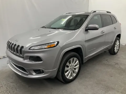 Another view of 2017 Jeep Cherokee Overland for sale in Ironton, OH at Ironton Automotive