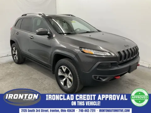 Gray 2015 Jeep Cherokee Trailhawk for sale in Ironton, OH