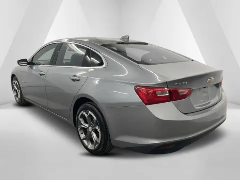 More photos of 2023 Chevrolet Malibu LT at Ironton Automotive, OH