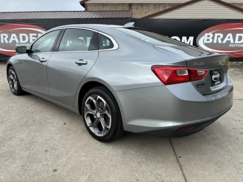 More photos of 2023 Chevrolet Malibu LT at Ironton Automotive, OH