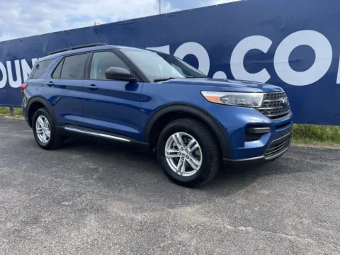 Blue 2022 Ford Explorer XLT for sale in Ironton, OH