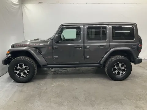 More photos of 2019 Jeep Wrangler Unlimited Rubicon at Ironton Automotive, OH