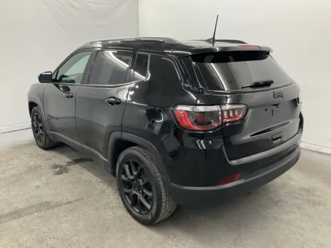 More photos of 2022 Jeep Compass Altitude at Ironton Automotive, OH