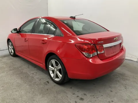 More photos of 2016 Chevrolet Cruze Limited 2LT at Ironton Automotive, OH