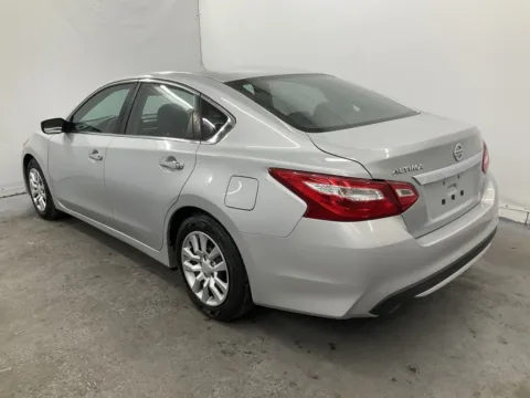 More photos of 2017 Nissan Altima 2.5 S at Ironton Automotive, OH
