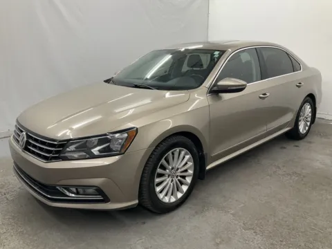 Another view of 2016 Volkswagen Passat 1.8T SE for sale in Ironton, OH at Ironton Automotive
