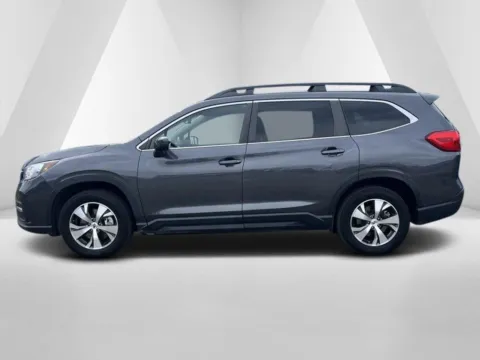 More photos of 2022 Subaru Ascent Premium at Ironton Automotive, OH