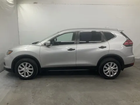 More photos of 2017 Nissan Rogue S at Ironton Automotive, OH