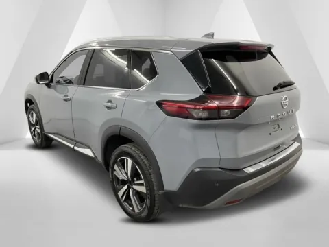 More photos of 2021 Nissan Rogue SL at Ironton Automotive, OH