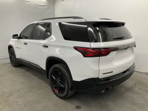 More photos of 2022 Chevrolet Traverse Premier at Ironton Automotive, OH