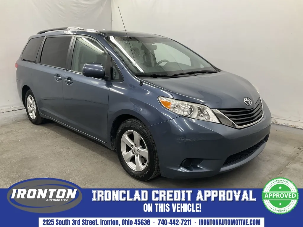 Black 2014 Toyota Sienna LE for sale in Ironton, OH