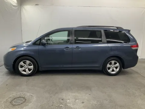 More photos of 2014 Toyota Sienna LE at Ironton Automotive, OH