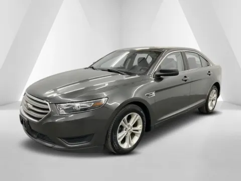 Another view of 2016 Ford Taurus SE for sale in Ironton, OH at Ironton Automotive