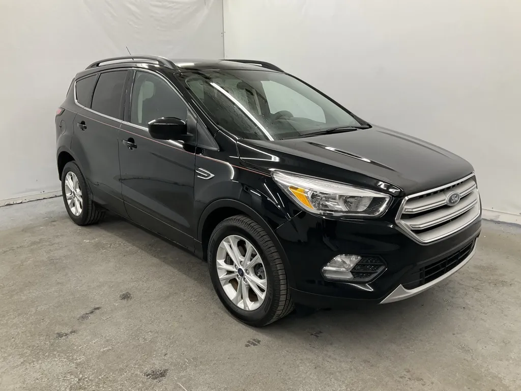 2018 Ford Escape SE for sale in Ironton, OH