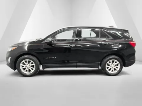 More photos of 2018 Chevrolet Equinox LS at Ironton Automotive, OH