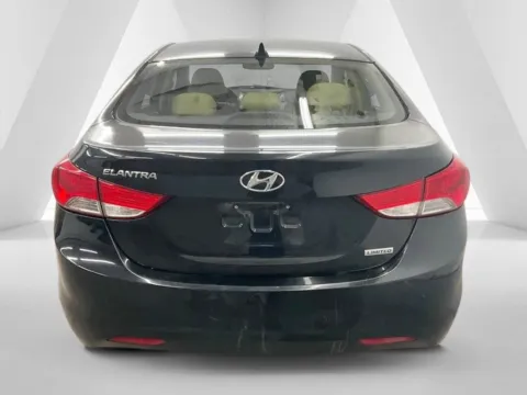 More photos of 2012 Hyundai Elantra Limited at Ironton Automotive, OH