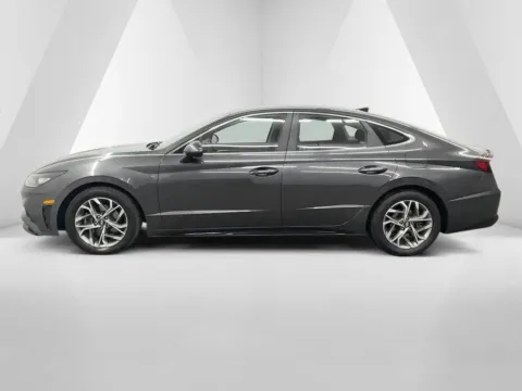 More photos of 2022 Hyundai Sonata SEL at Ironton Automotive, OH