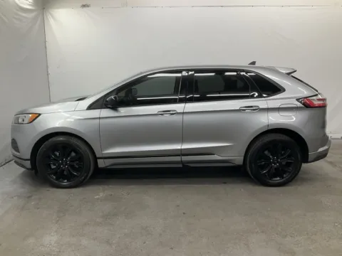 More photos of 2022 Ford Edge SE at Ironton Automotive, OH