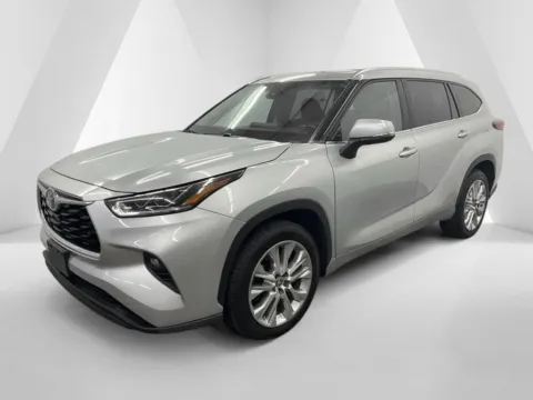 Another view of 2023 Toyota Highlander Hybrid Limited for sale in Ironton, OH at Ironton Automotive