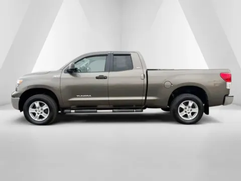 More photos of 2010 Toyota Tundra Grade at Ironton Automotive, OH