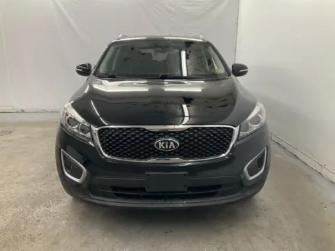 Photos of 2018 Kia Sorento LX for sale in Ironton, OH at Ironton Automotive