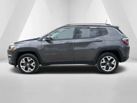 More photos of 2018 Jeep Compass Limited at Ironton Automotive, OH