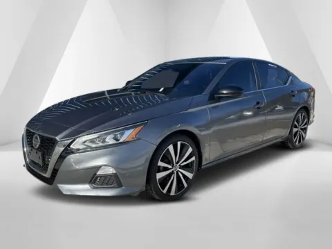 Another view of 2019 Nissan Altima 2.5 SR for sale in Ironton, OH at Ironton Automotive