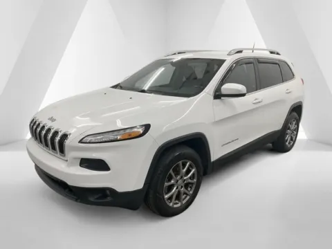 Another view of 2018 Jeep Cherokee Latitude Plus for sale in Ironton, OH at Ironton Automotive