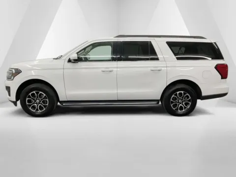 More photos of 2023 Ford Expedition Max XLT at Ironton Automotive, OH