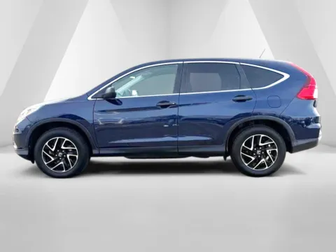More photos of 2016 Honda CR-V SE at Ironton Automotive, OH