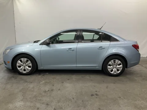 More photos of 2012 Chevrolet Cruze LS at Ironton Automotive, OH