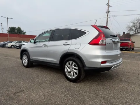 More photos of 2015 Honda CR-V EX at Ironton Automotive, OH