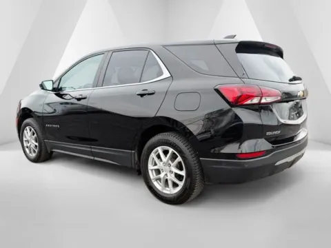 More photos of 2023 Chevrolet Equinox LT at Ironton Automotive, OH
