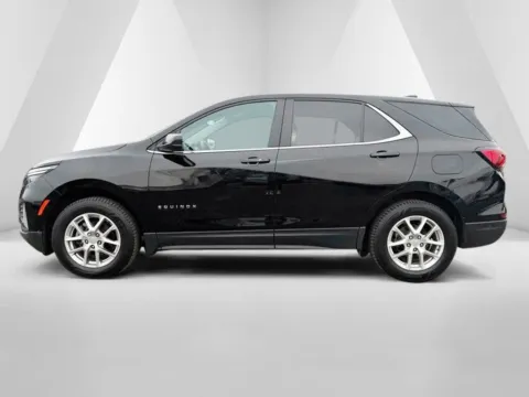 More photos of 2023 Chevrolet Equinox LT at Ironton Automotive, OH