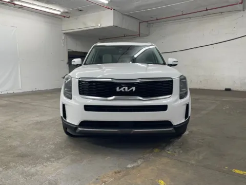 Photos of 2022 Kia Telluride EX for sale in Ironton, OH at Ironton Automotive