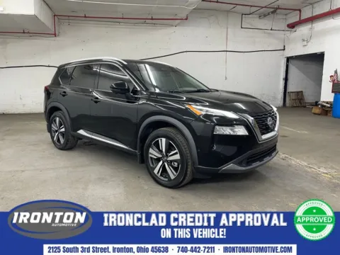 Black 2023 Nissan Rogue SL for sale in Ironton, OH