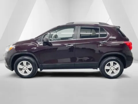 More photos of 2020 Chevrolet Trax LT at Ironton Automotive, OH