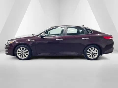 More photos of 2018 Kia Optima LX at Ironton Automotive, OH