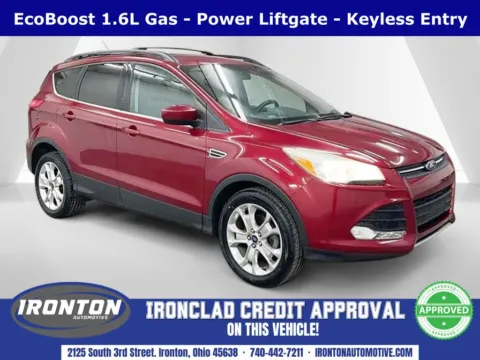 Red 2013 Ford Escape SE for sale in Ironton, OH