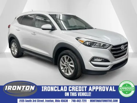 Silver 2016 Hyundai Tucson SE for sale in Ironton, OH