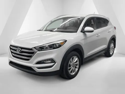Another view of 2016 Hyundai Tucson SE for sale in Ironton, OH at Ironton Automotive