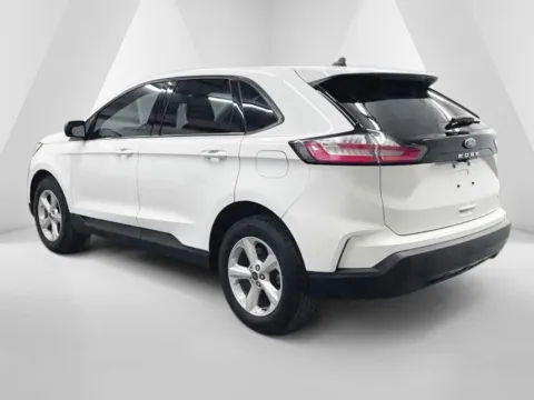 More photos of 2022 Ford Edge SE at Ironton Automotive, OH