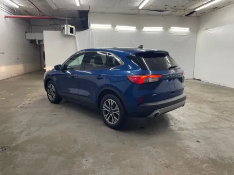 More photos of 2022 Ford Escape SEL at Ironton Automotive, OH
