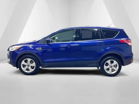 More photos of 2016 Ford Escape SE at Ironton Automotive, OH