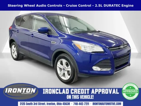Blue 2016 Ford Escape SE for sale in Ironton, OH