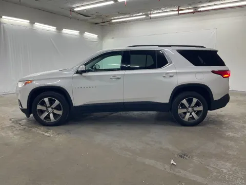 More photos of 2020 Chevrolet Traverse 3LT at Ironton Automotive, OH