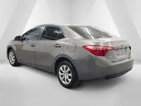 More photos of 2019 Toyota Corolla LE at Ironton Automotive, OH