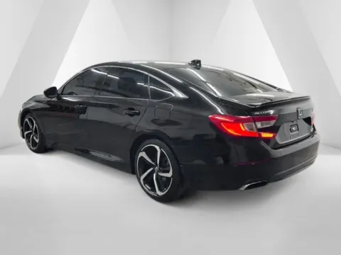 More photos of 2022 Honda Accord Sport Special Edition at Ironton Automotive, OH