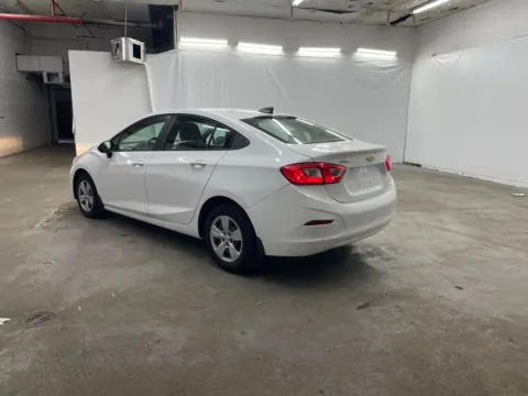 More photos of 2018 Chevrolet Cruze LS at Ironton Automotive, OH