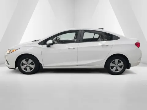 More photos of 2018 Chevrolet Cruze LS at Ironton Automotive, OH